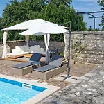 Kluni By Rent Istria *