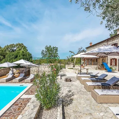 Kluni By Rent Istria *